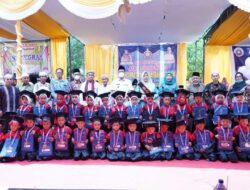 Pemkab Labusel hadiri wisuda tahfiz jus 30 dan pelepasan Siswa/I TK dan SMP. Swasta Anugrah Tanjung Medan angkatan ke-3 tahun ajaran 2021/2022