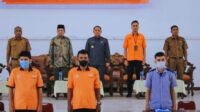 Bupati Labuhanbatu bersama Anggota Komisi VIII DPR RI serahkan secara simbolis Bantuan BLT-BBM, BPS Sembako, dan PKH Kementerian Sosial Tahun 2022