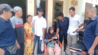 Management PTPN III Kebun Batang Toru dan Karyawan Afdiling 1 Kebun Batang Toru berikan santunan