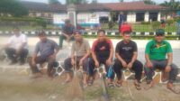 Satpam dan karyawan kantor Distrik Dlab3 lakukan bersih-bersih