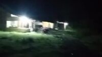 Baru di segel polisi,pemilik cafe remang remang kembali buka.
